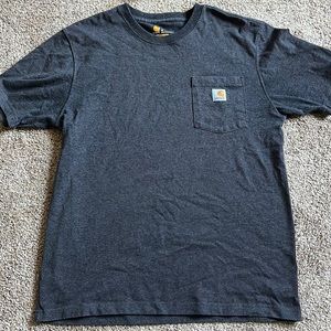 5 Carhartt t shirts. 3 original fit. 2 loose fit. All have buttons except one